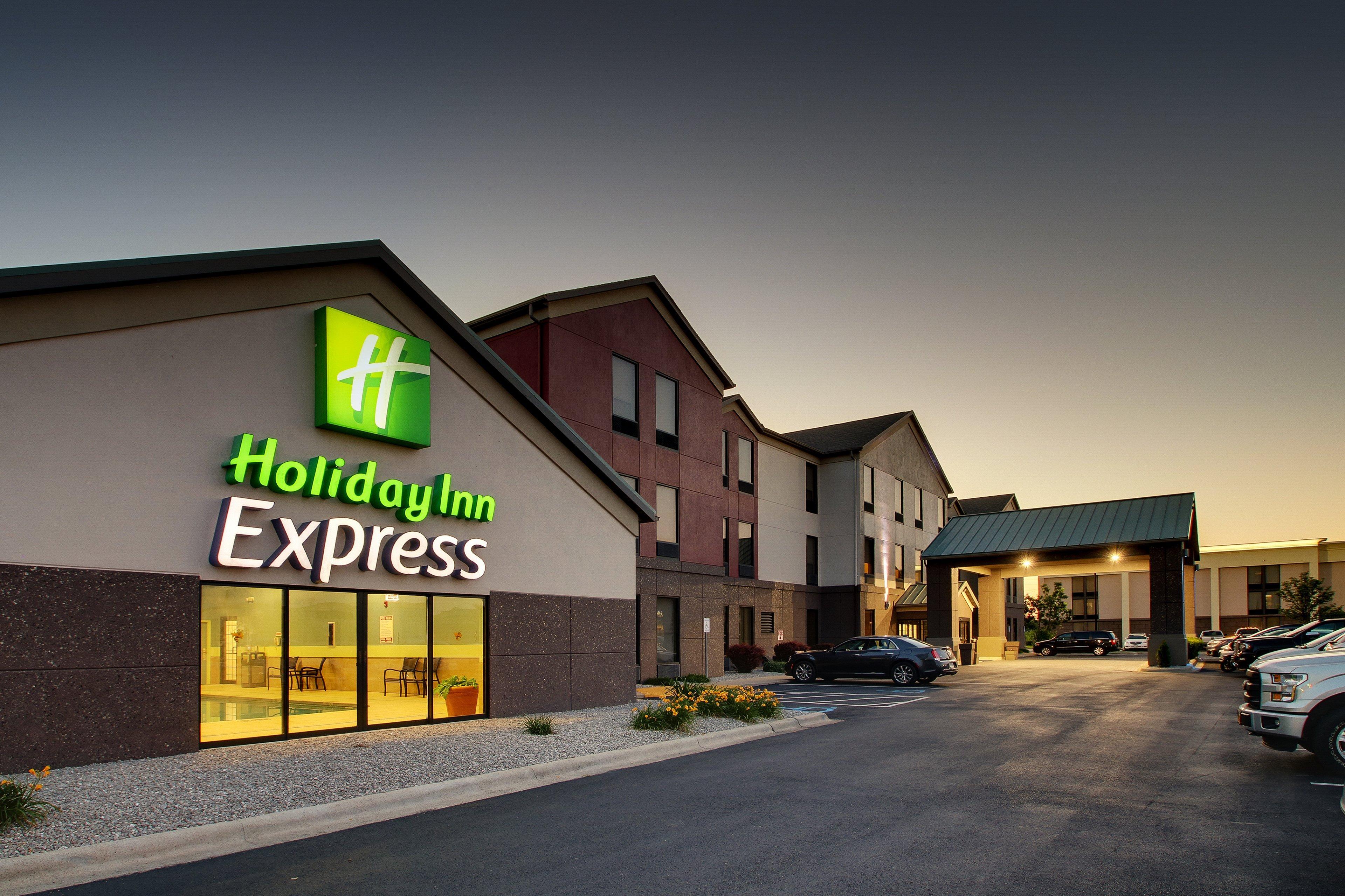 Holiday Inn Express Hotel & Suites Lebanon By Ihg Extérieur photo