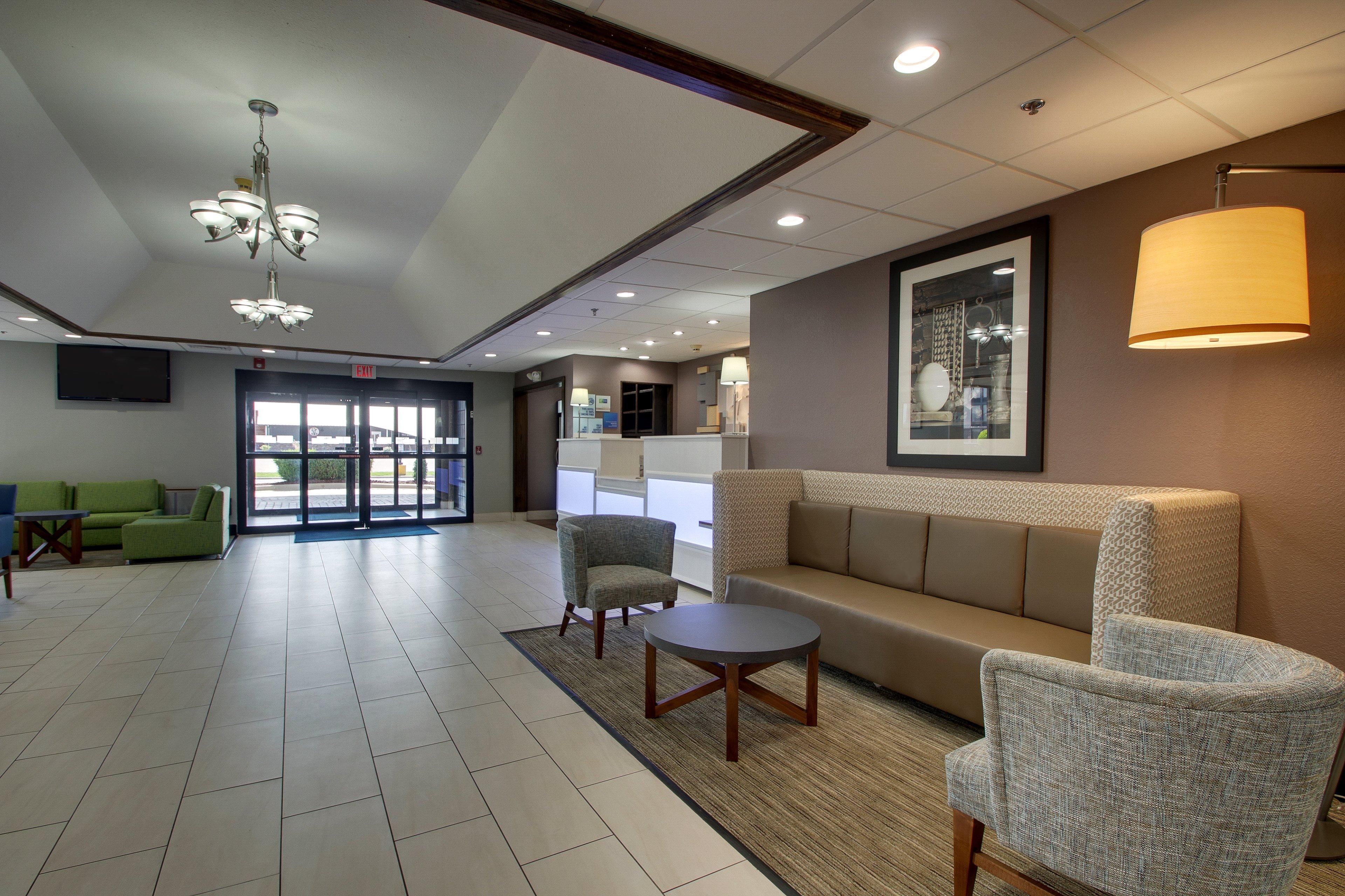 Holiday Inn Express Hotel & Suites Lebanon By Ihg Extérieur photo